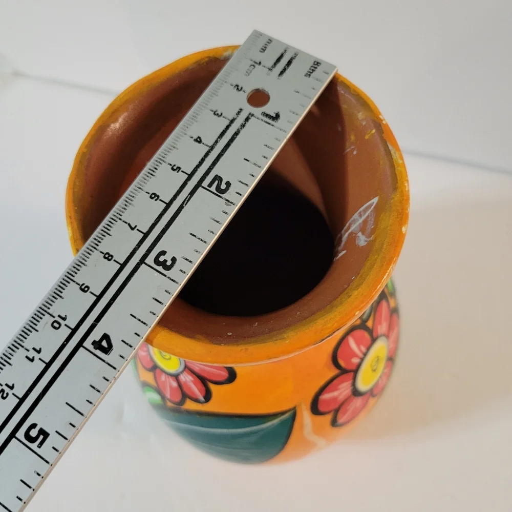 Talavera colorful hand